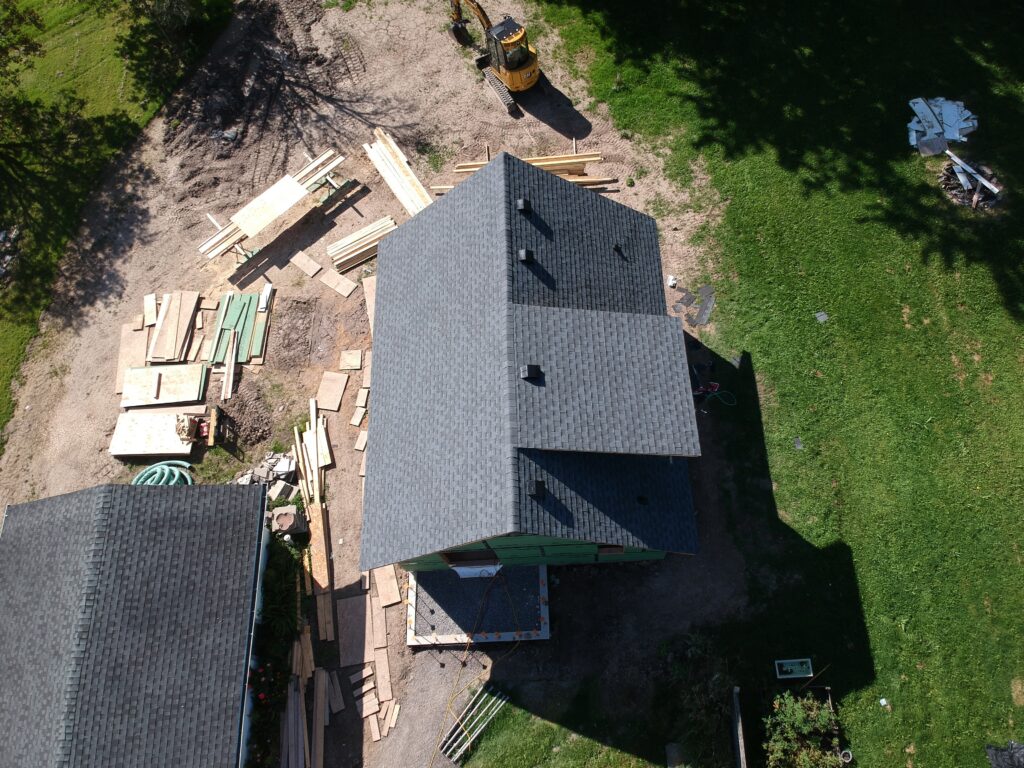 New construction roof in Welland with dark architectural shingles